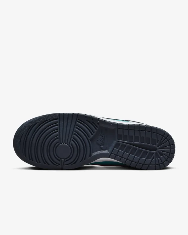 Nike Dunk Low Retro - Image 2